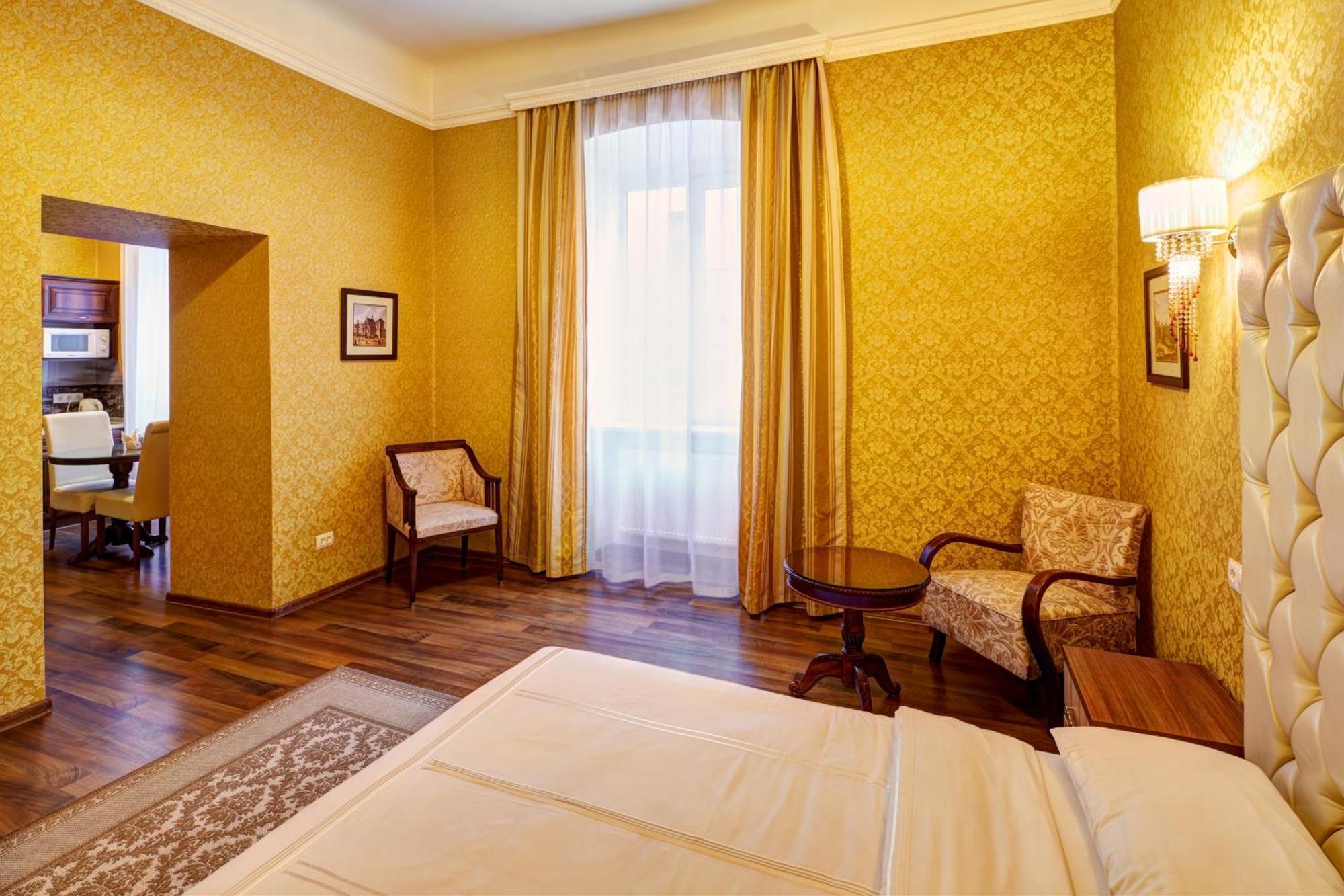 Lviv Apartments Chambre photo