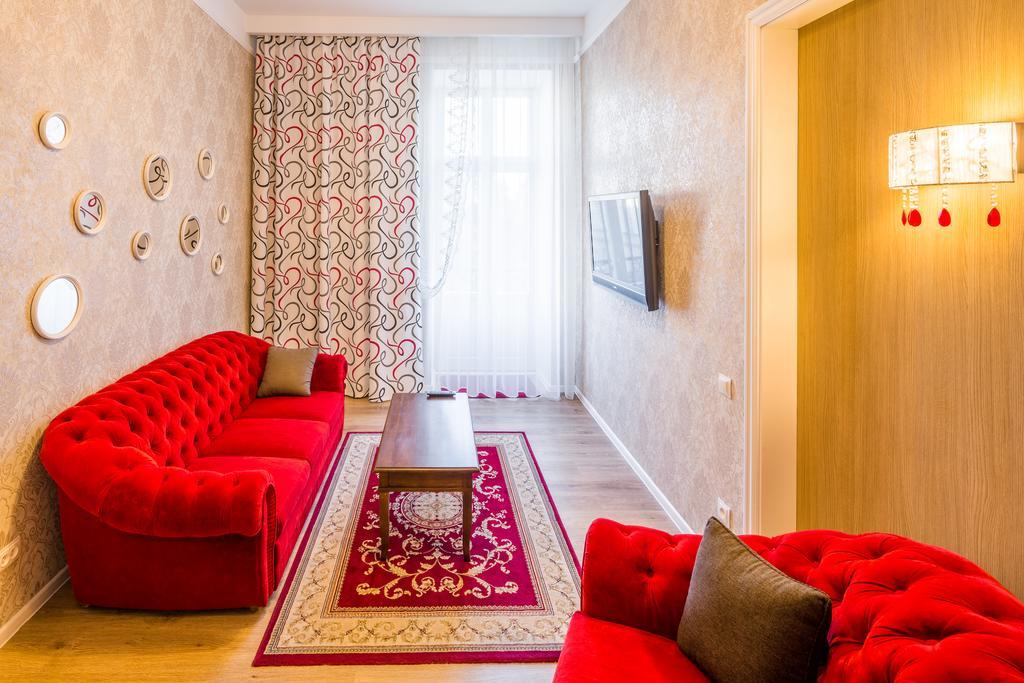 Lviv Apartments Chambre photo